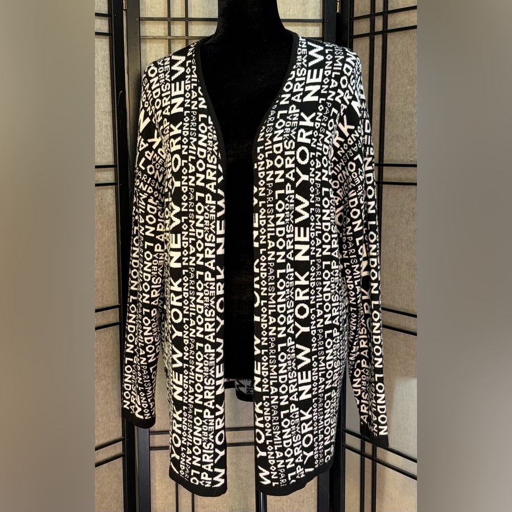 NY&C Women Open Front Cardigan Duster M Paris London New York  Word graphics
